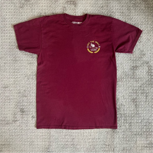 Vans Off The Wall Adult Size Medium Flying Bottle Red Graphic T-shirt- Preowned - Picture 1 of 5